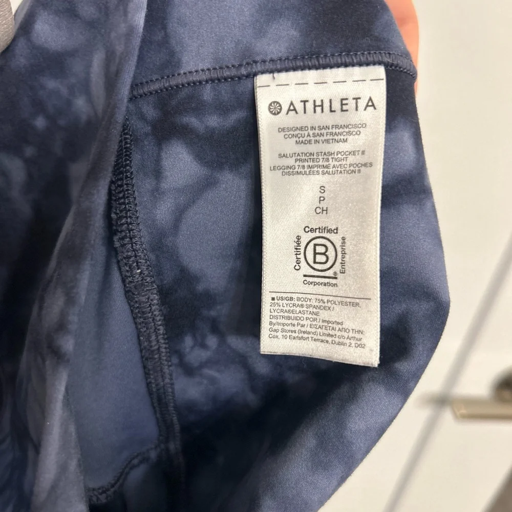 Athleta size small